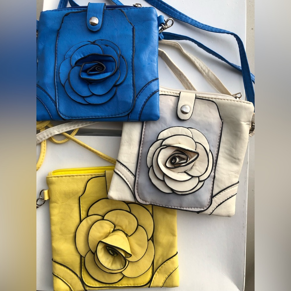 3 Flower Blossom purses- adorable and never used!